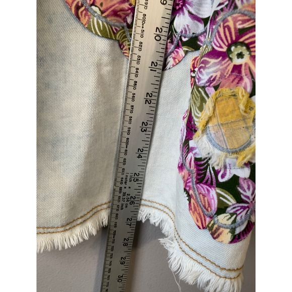 POL Denim Jacket Size S‎ Blue Acid Wash Floral Applique Embroidered Distressed - Picture 7 of 10